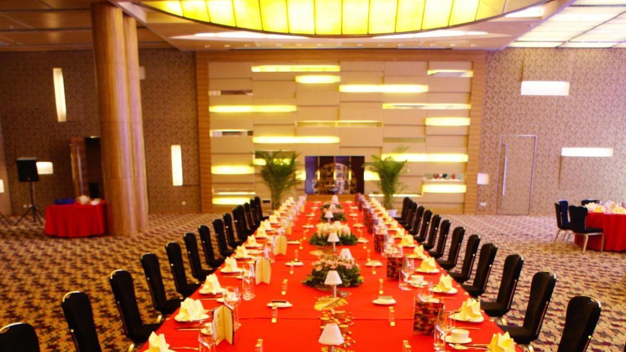 Holiday Inn Binhai Τιαντζίν Εξωτερικό φωτογραφία