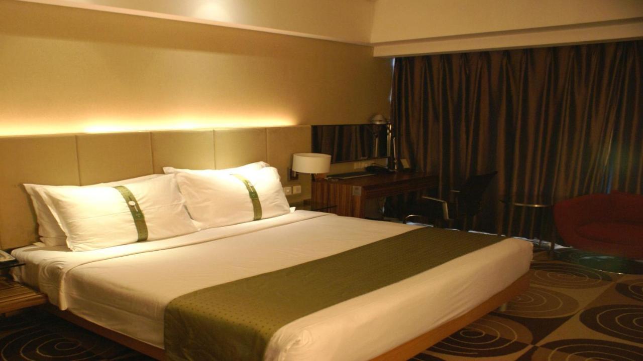 Holiday Inn Binhai Τιαντζίν Εξωτερικό φωτογραφία