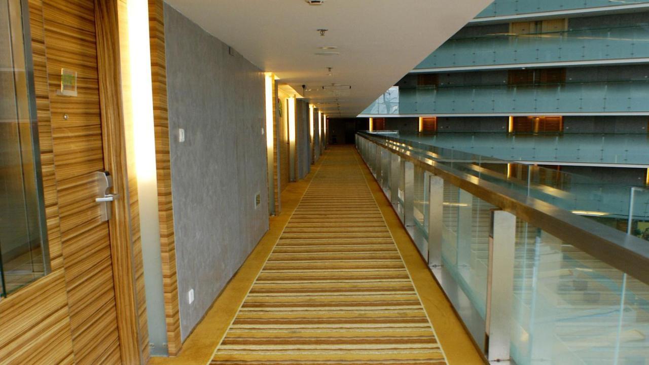Holiday Inn Binhai Τιαντζίν Εξωτερικό φωτογραφία